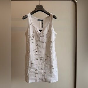 NWT Prada White Embroidered Embellishments Ribbed Jersey Dress Size 42 US M
